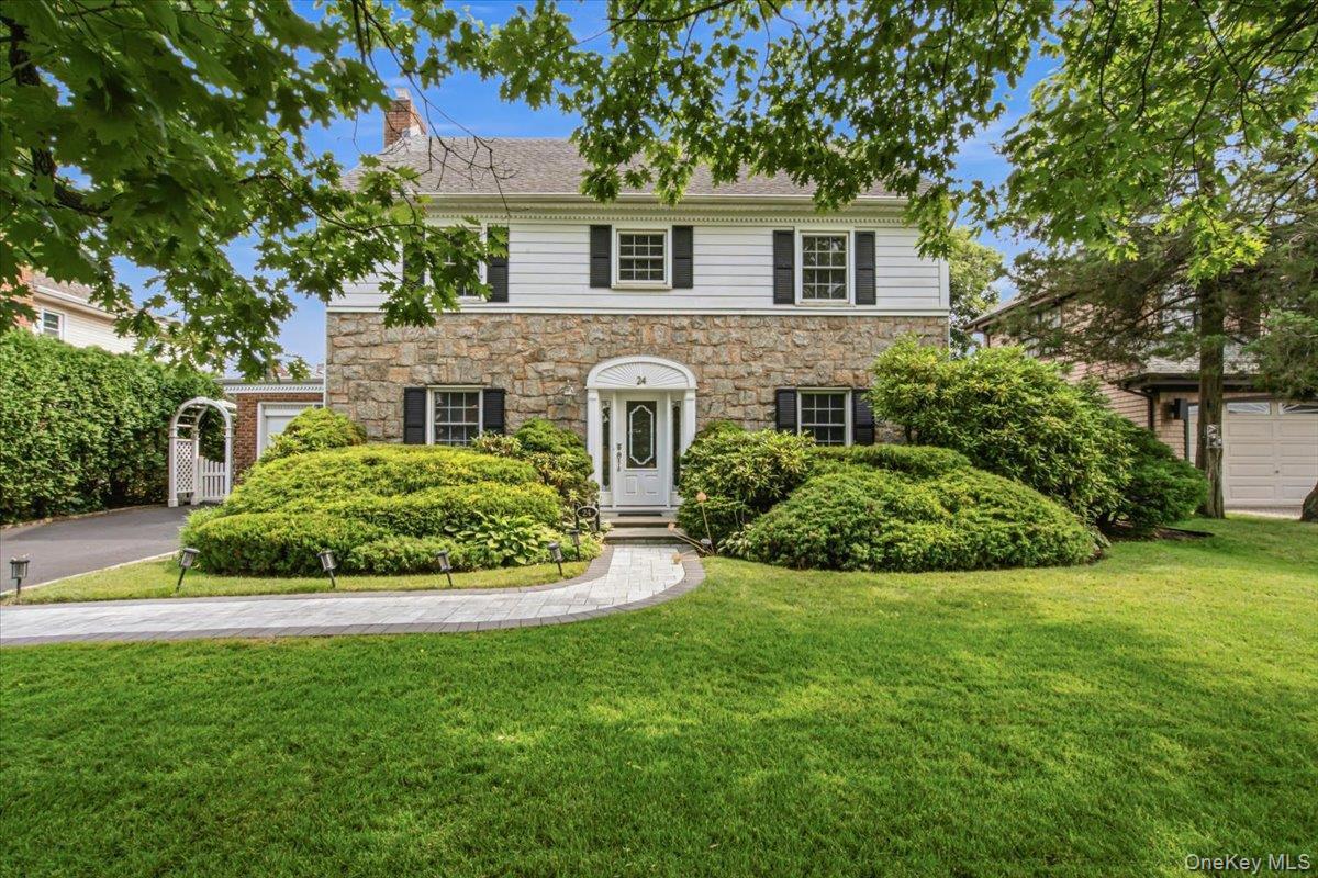24 Overlook Rd